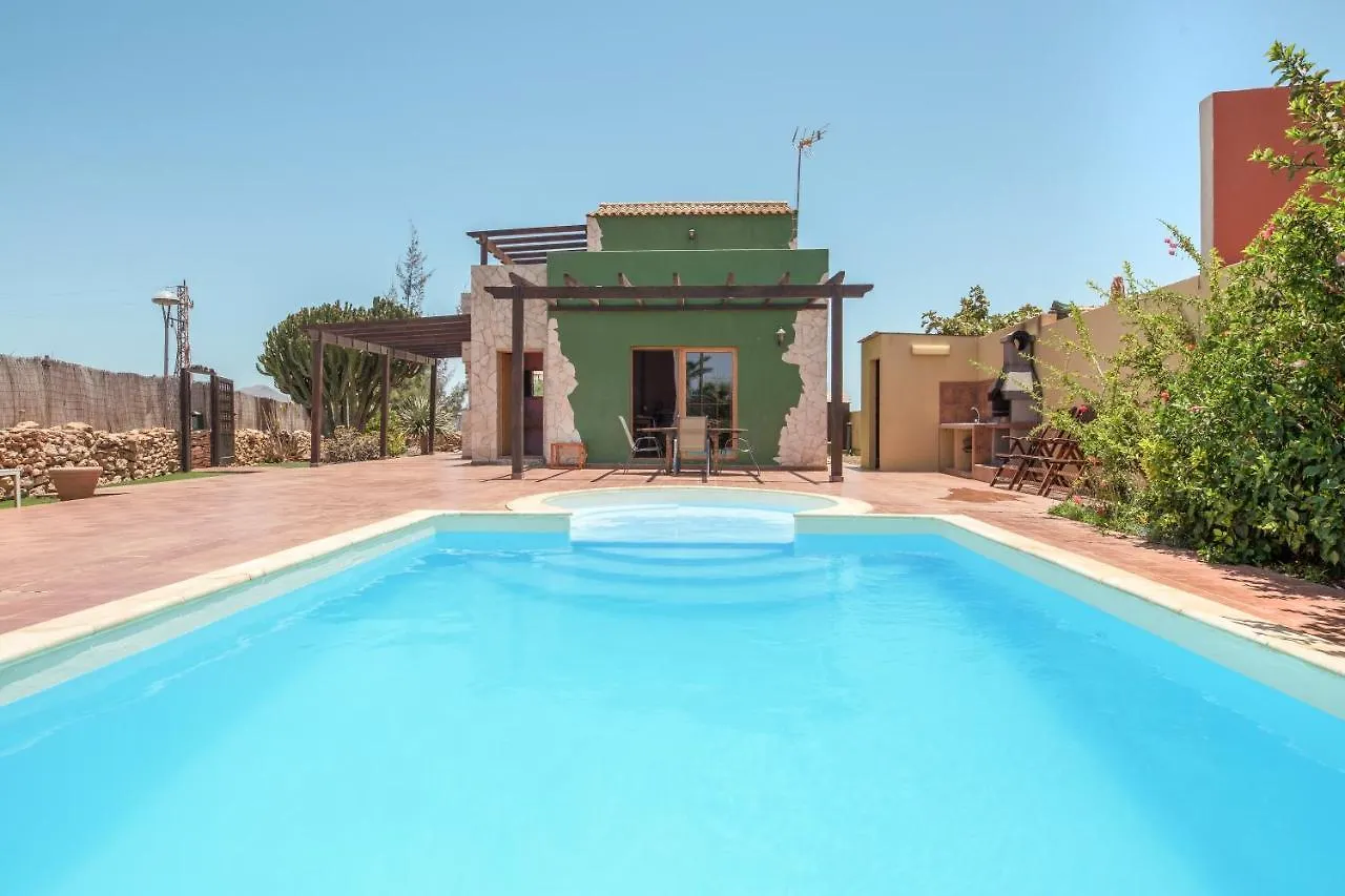 Casa Luis contacts